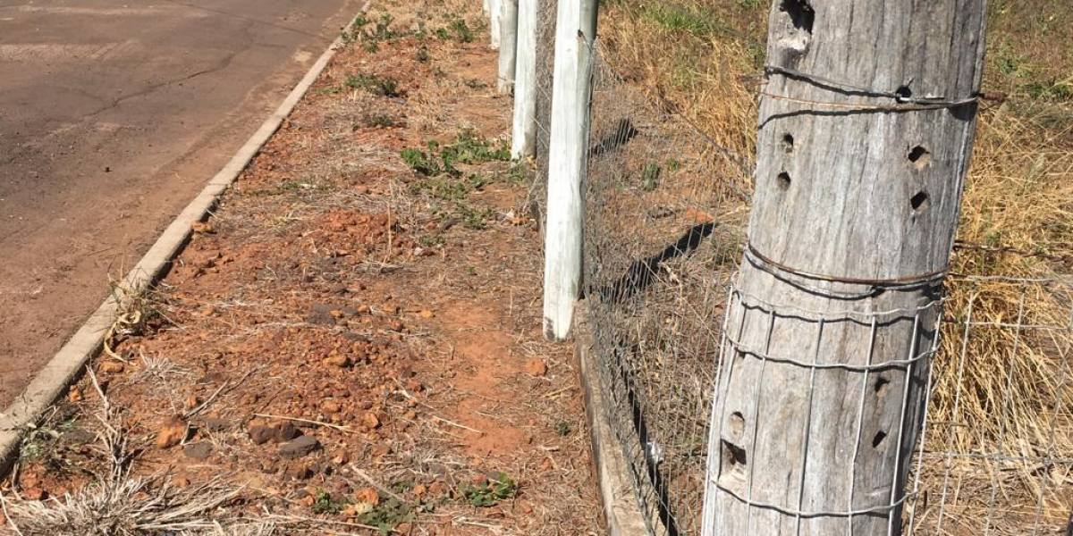 prefeitura-de-agua-boa-conclui-obra-de-troca-do-cercamento-do-aeroporto-municipal.jpeg