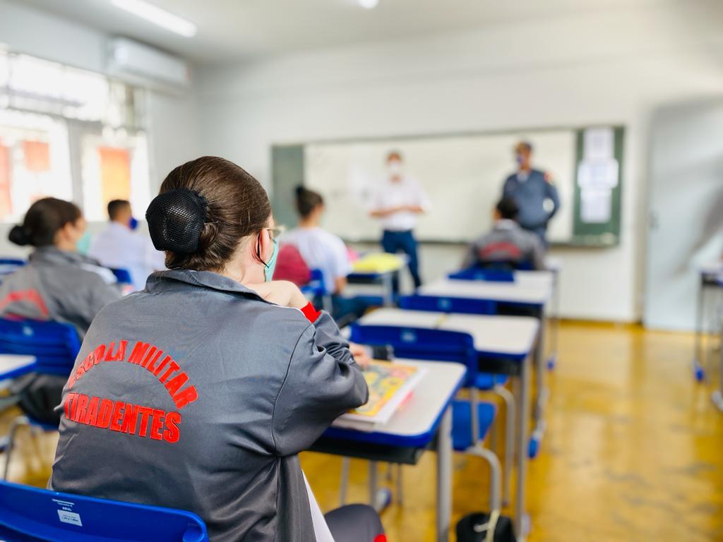 ESCOLA MILITAR TIRADENTES