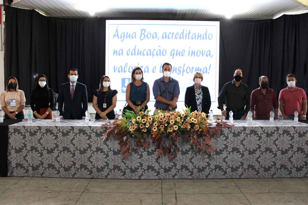 mesa de honra semana pedagogica