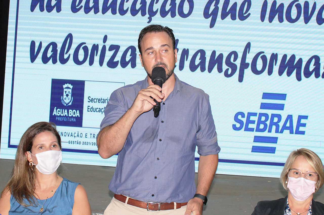 prefeito dr mariano na semana pedagogica1
