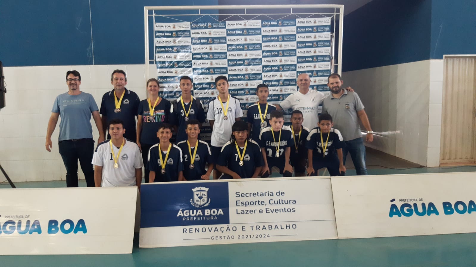 CLASSIFICADOS 10