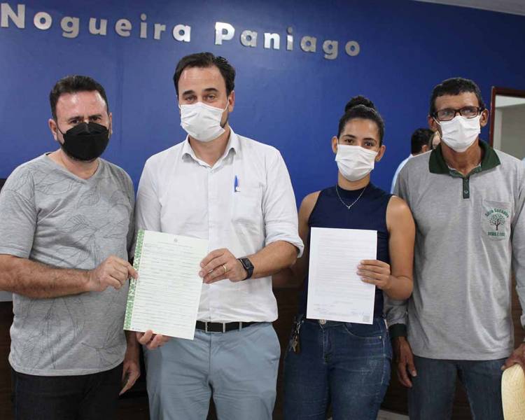 Núcleo Municipal de Regularização Fundiária de Água Boa e Incra realiza a primeira etapa das assinaturas dos Títulos de Domínios aos parceleiros do PA Jandira