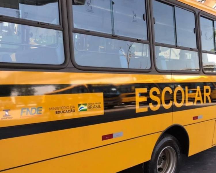 Entenda como funciona o transporte escolar no município de Água Boa