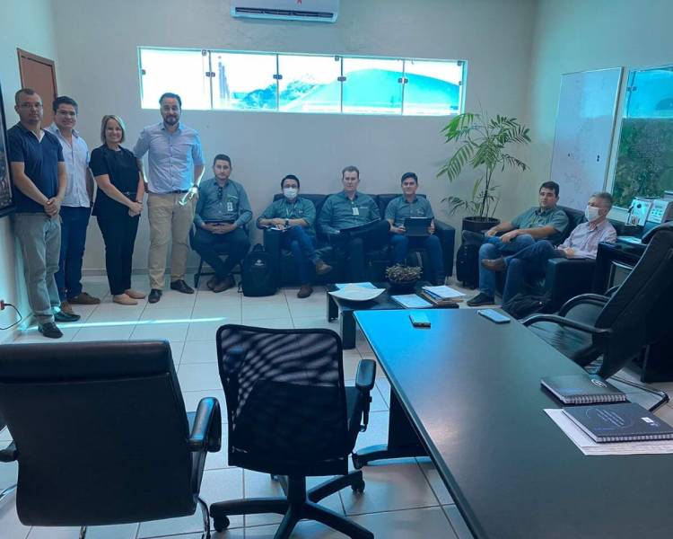 Representantes da Cocamar - Cooperativa Agroindustrial se reuniram com Prefeito de Água Boa para tratar sobre a  instalação de unidade no Município