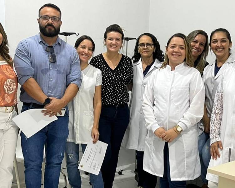 Enfermeiras realizam capacitação de testes rápidos para profissionais da Penitenciária de Água Boa