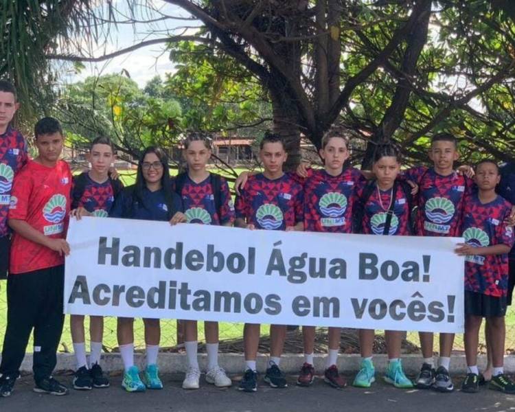 Equipe infantil de Água Boa sobe ao pódio na Copa Trindade de Handebol