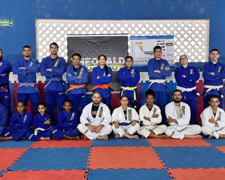 Prefeitura de Água Boa realiza mais uma graduação de alunos do jiu-jitsu 