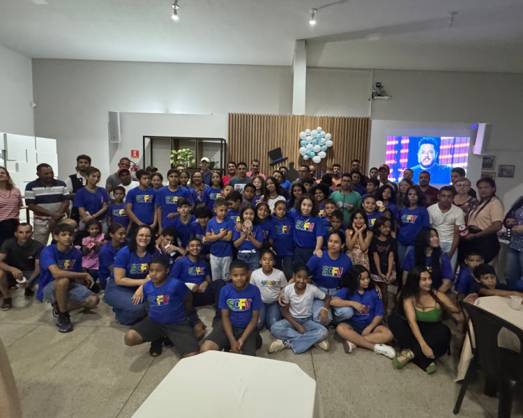 Palestra sobre paternidade e proteção marca comemoração do Dia dos Pais no SCFV