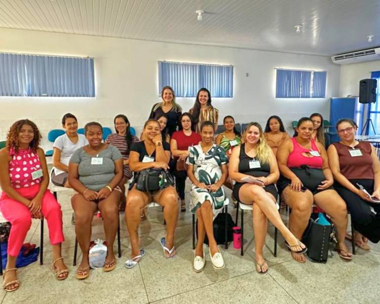 Gestantes recebem orientações sobre a importância da vacinação